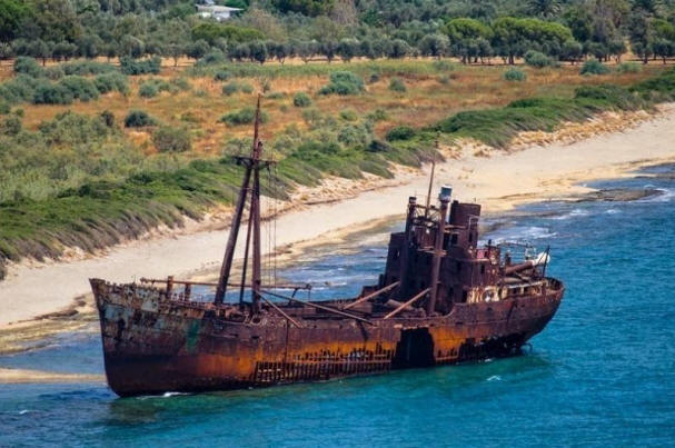 sunkenships05 12 vrakov, ktoré je možné prezerať bez potápačského výstroja
