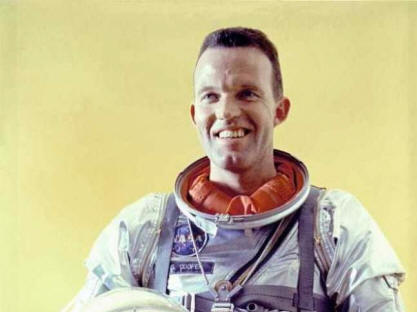 Astronaut Gordon Cooper o politike skrývania fenoménu UFO