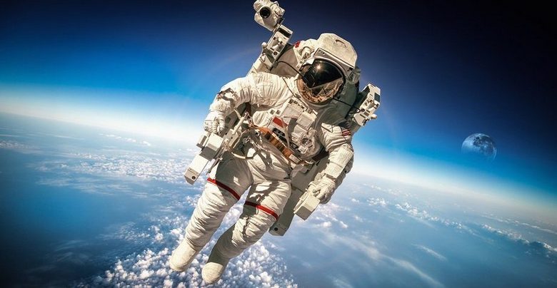 ESA sa pripravuje na lety s posádkou na Mesiac a NASA - na Mars