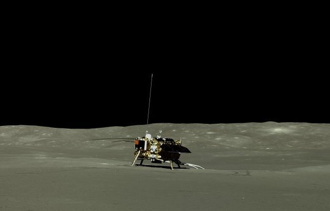 Tím Chang'e 4 predstavil nové epické fotografie z temnej strany Mesiaca 