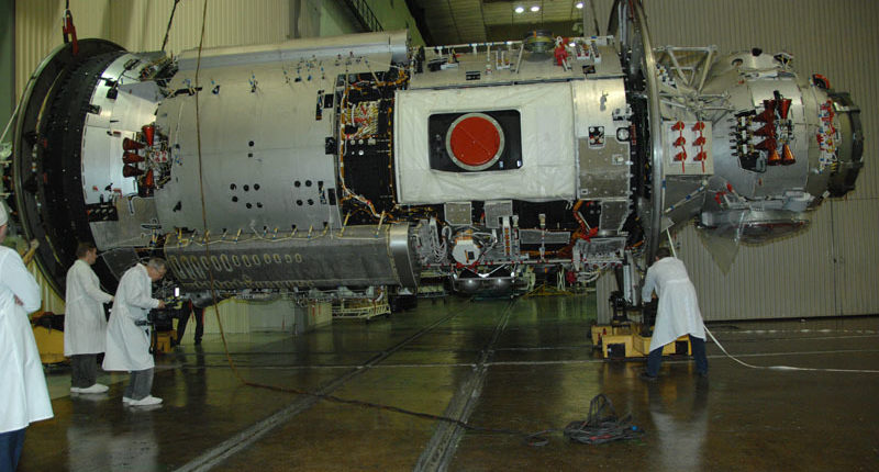 ISS odišla bez batérií: Japonsko opäť zrušilo štart nákladnej lode 