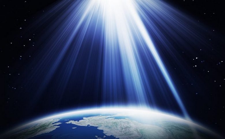 NASA prerušila vysielanie z ISS kvôli objaveniu sa neidentifikovaných lúčov svetla