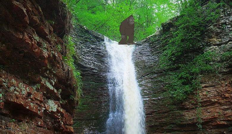 Neznámý humanoid špehoval kúpajúcich sa v Adygea.