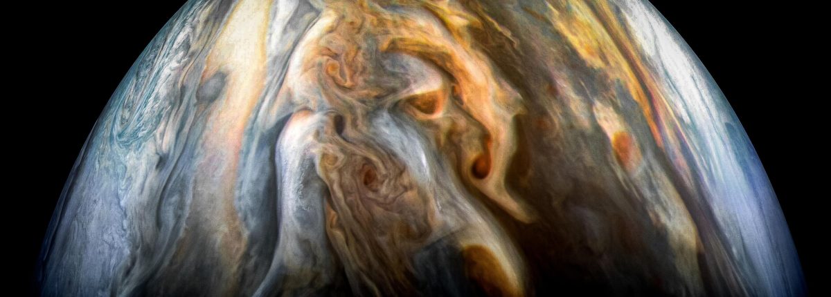 Nové údaje o Jupiteri: oveľa viac vody, ako sa očakávalo 