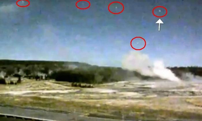 Sférický UFO zaznamenaný v Yellowstone Parku