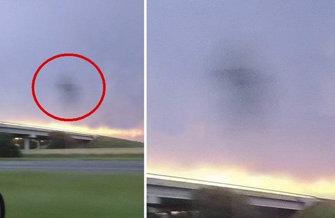 Plochý kosoštvorcový UFO bol fotografovaný v Texase.