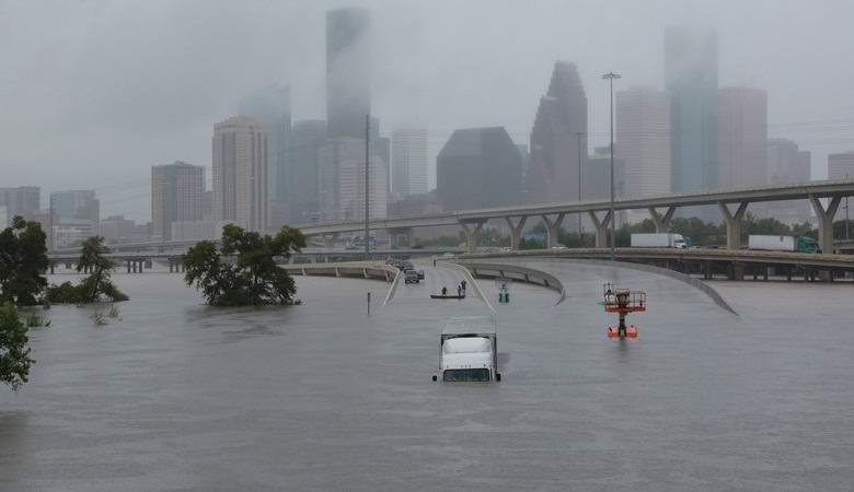 Západní vedci tvrdia, že povodeň v Houstone bola spôsobená Ruskom